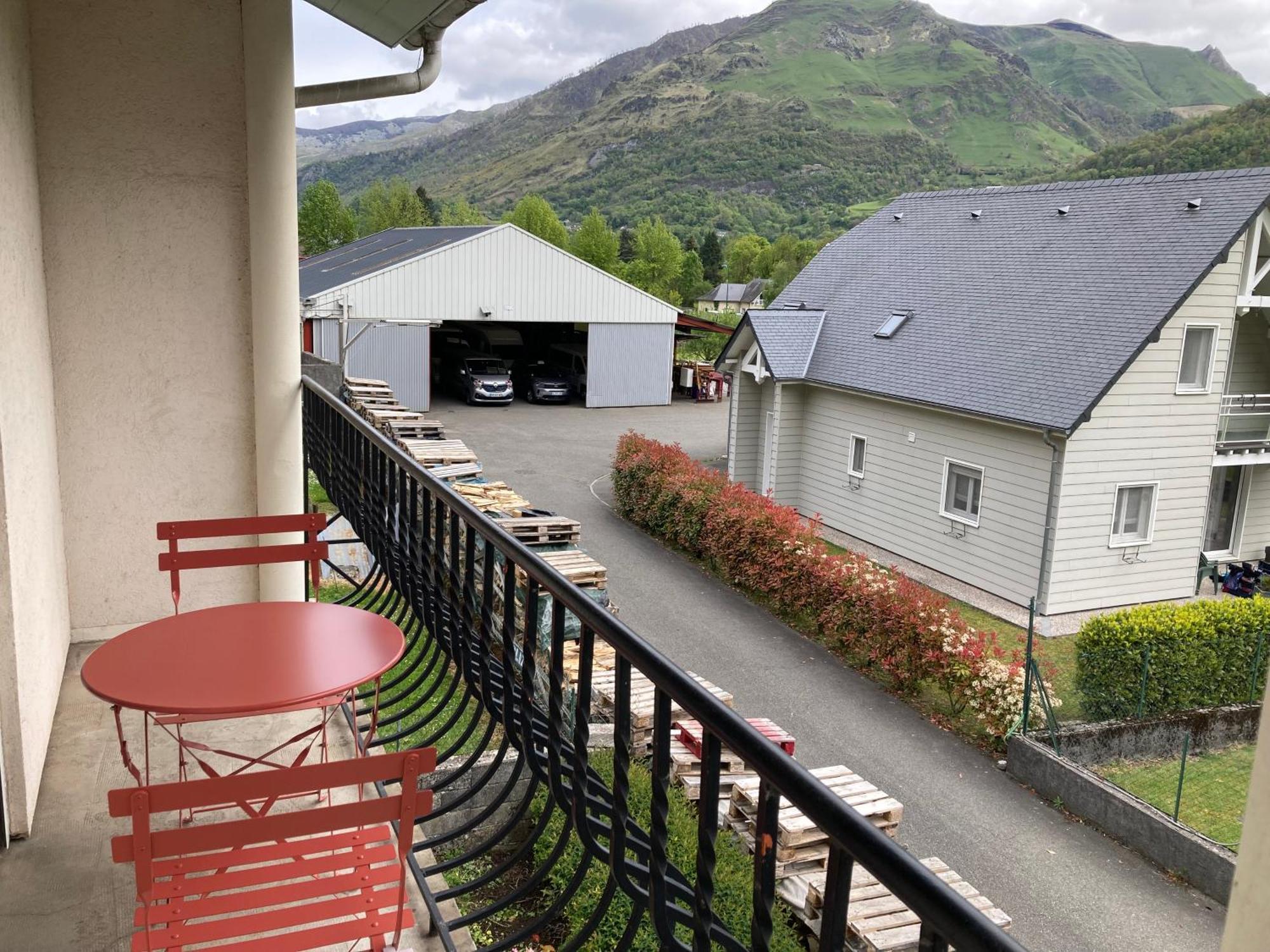 Gite Le Pic Du Ger Laruns Exterior foto